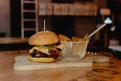 Wanderlust Cervecería