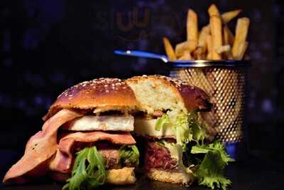 El Escondite De Baco