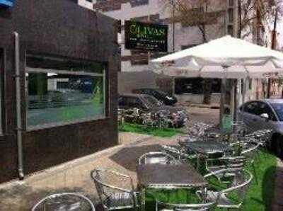 Olivas Grill