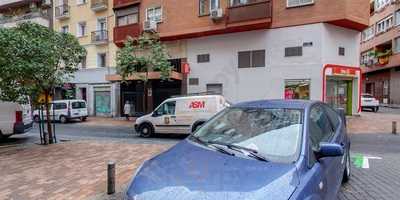 La Piccola Restaurante