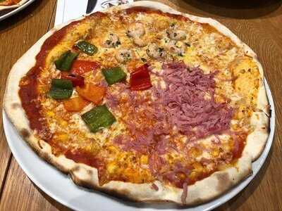 Ginos Novedades Plaza Carlos Trías Bertran