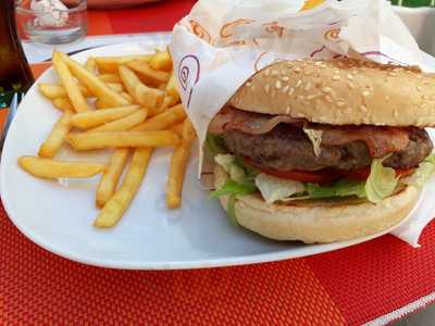 Hamburguesería Y Cervecería Happy's