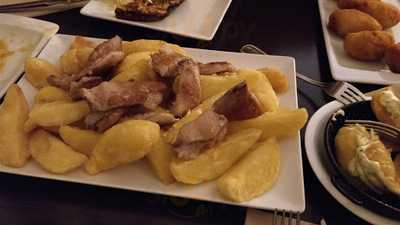 Emyfa Restaurant/bar