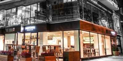 Midtown Kitchen & Bar