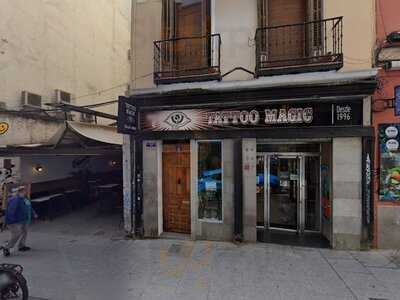 Compadre Barber's Club