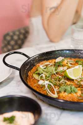 For Love Live Music Restaurant