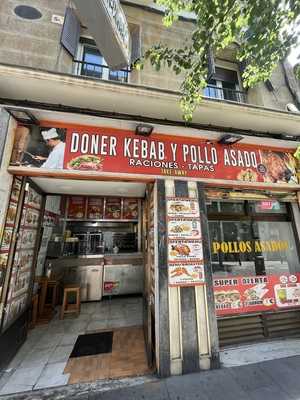 Asador De Pollos Las Chicas