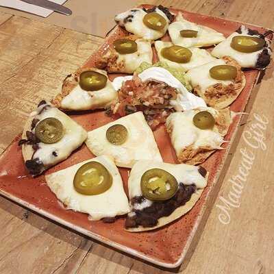 Chihuahua Tacos Y Tragos