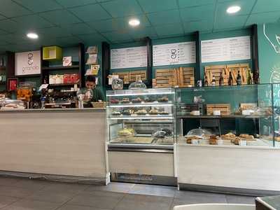 Panines Cafetería Y Pandería