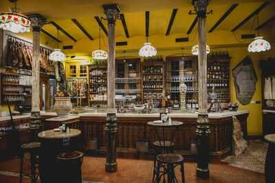 Maestro Villa Restaurant