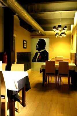 La Mafia Se Sienta A La Mesa