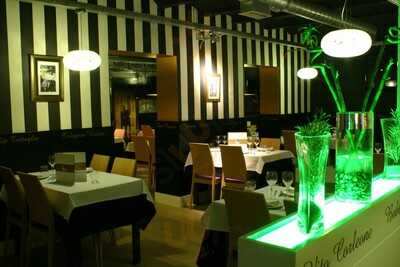 La Mafia Se Sienta A La Mesa