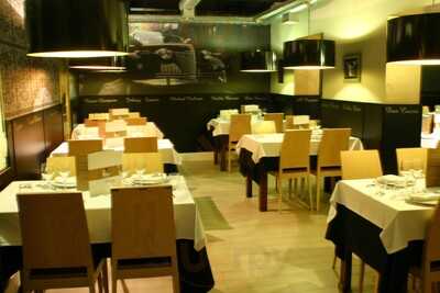 La Mafia Se Sienta A La Mesa