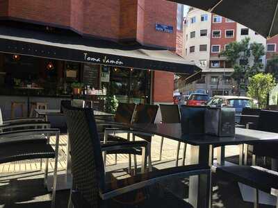 Taberna Toma Jamón