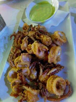 El Camping Tiki Lounge