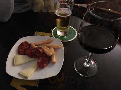 Restaurante Y Al Vino Al Vino