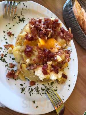 Restaurante Y Al Vino Al Vino