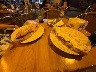 Restaurante Y Al Vino Al Vino