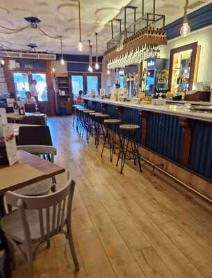 Cervecería Cruz Blanca