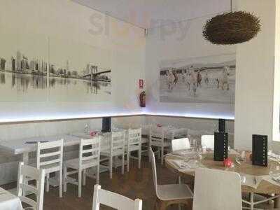 Cervecería Restaurante Literatos 23