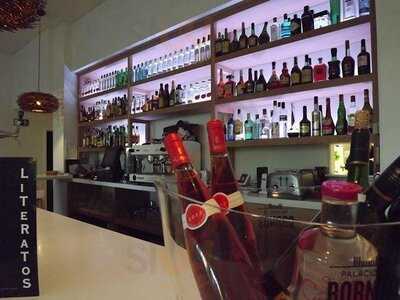 Cervecería Restaurante Literatos 23