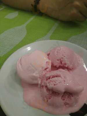 The Fatima's Vinos Y Pinchos