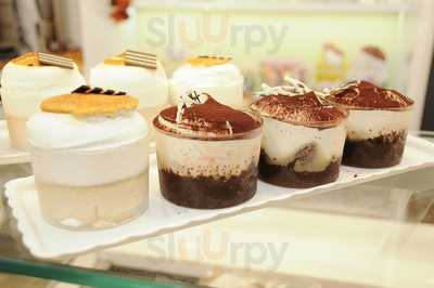 Panaderia Pasteleria Cafeteria Miago