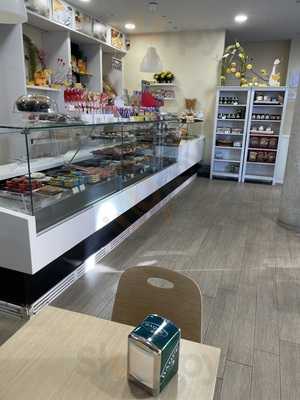 Panaderia Pasteleria Cafeteria Miago