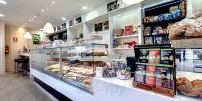 Panaderia Pasteleria Cafeteria Miago