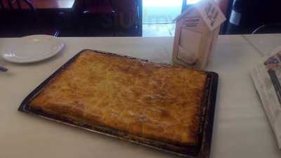 Taberna La Cañería Y Empanada Magerit