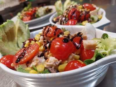 Quero Bar Restaurant