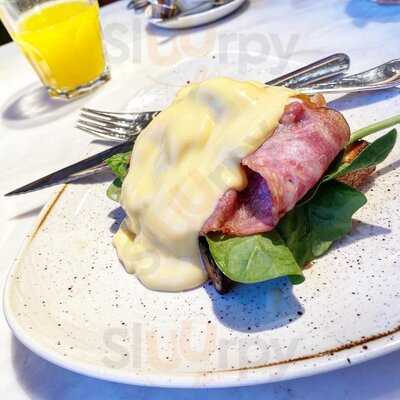 Crustó Bakery Padre Damián