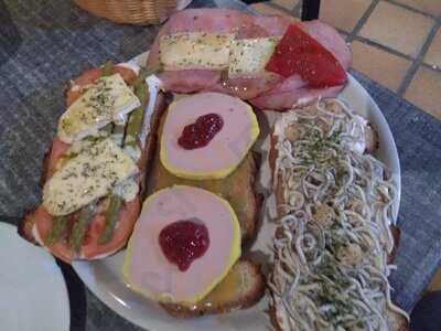 Bacchvs Tapas Y Vinos