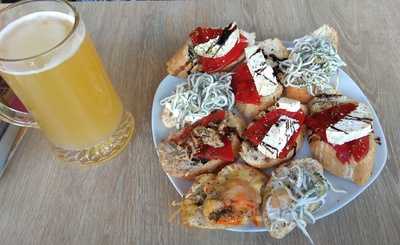 Bacchvs Tapas Y Vinos