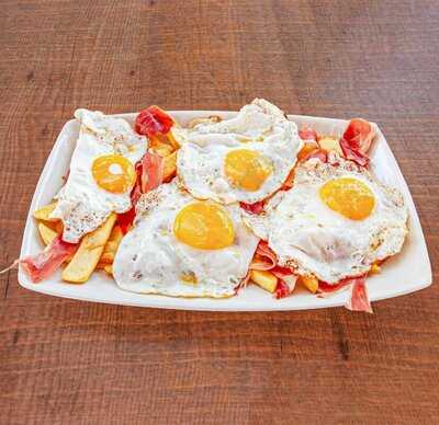 Típico De Madrid By Montanera Selecta