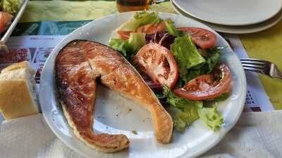 Típico De Madrid By Montanera Selecta