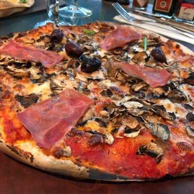 Pizza Emporio Serrano Madrid