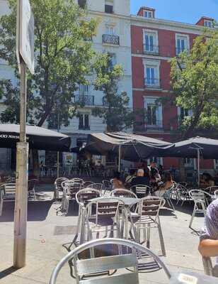 Cervecería 100 Montaditos