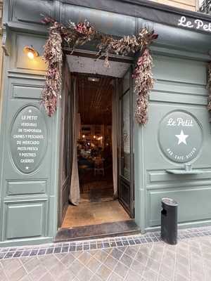 Cafeteria Le Petit Madrid