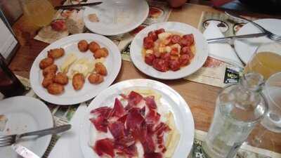 Taberna Restaurante La Plaza