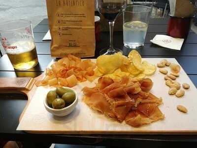 Taberna Del Volapié Paseo De La Florida