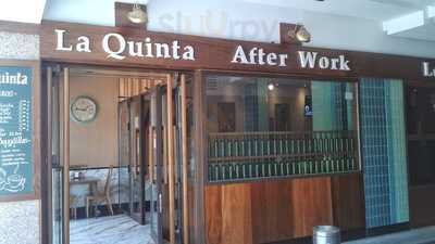 La Quinta Lounge Bar