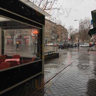 El Bocadito Caliente