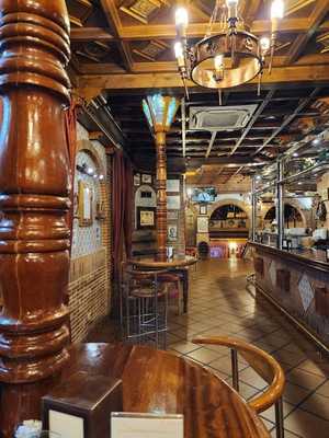 La Estación De Los Porches