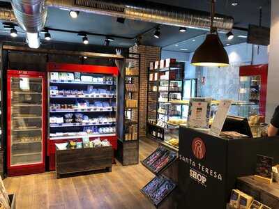 Santa Teresa Shop Paseo De La Habana