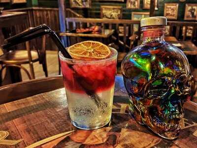 Lucky Loser Sport Tavern