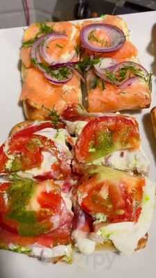 Lucky Loser Sport Tavern