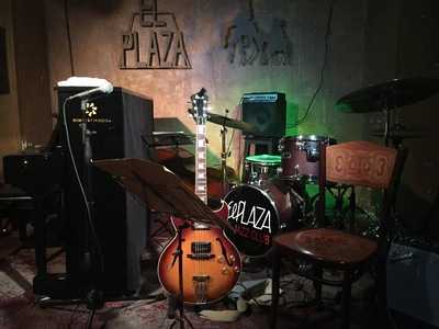 El Plaza Jazz Club