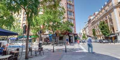 Los Cinco Restaurant & Bakery