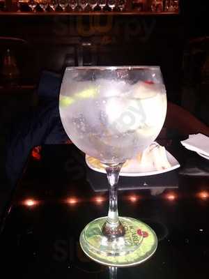 La Ruleta Food & Live Music